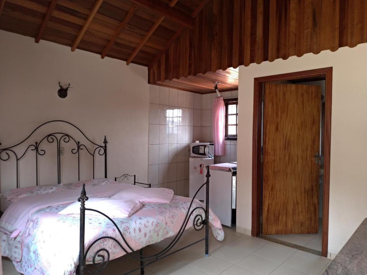 Ana Julia Monte Mg Chalé *